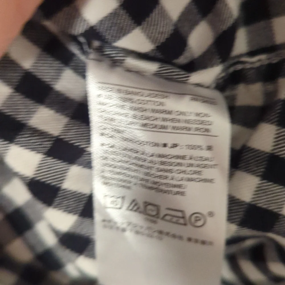 Banana Republic Soft Standard Fit Black & White Checked Plaid Flannel Large